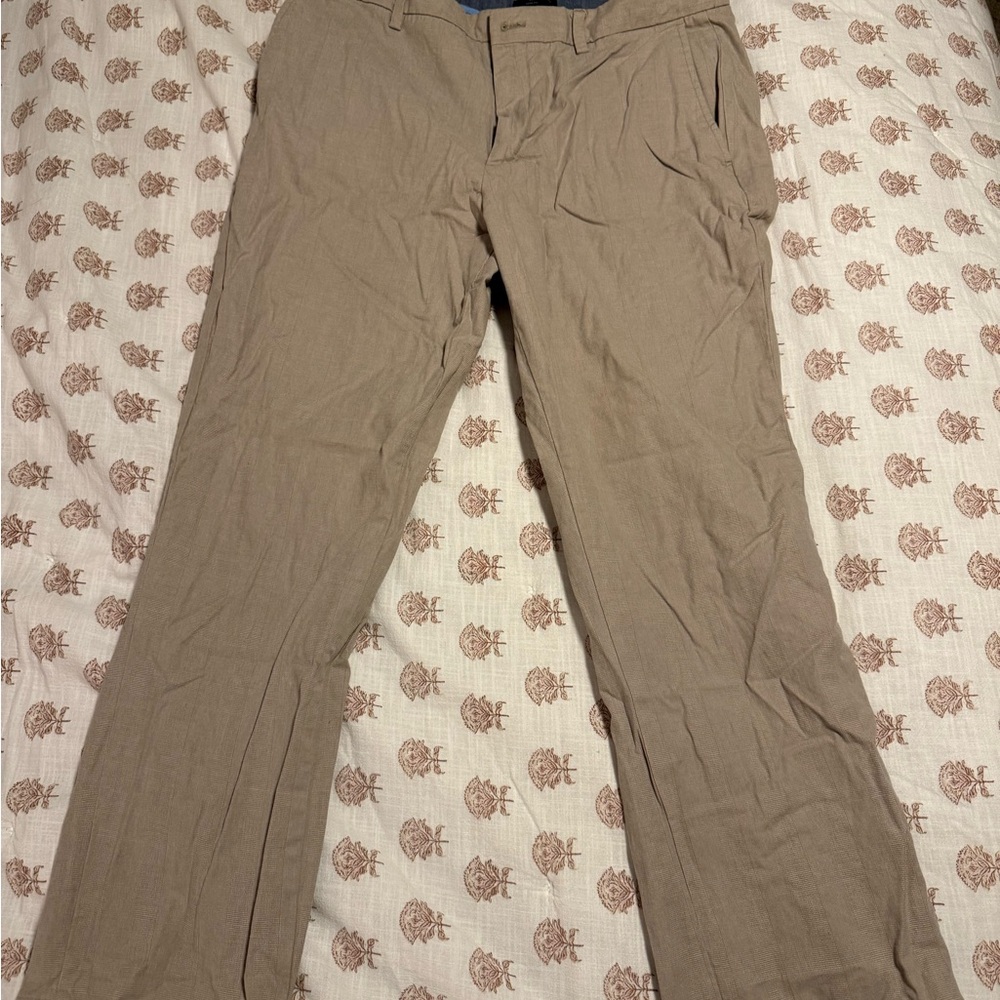 Banana Republic Tan Chinos Straight Leg Lightweight